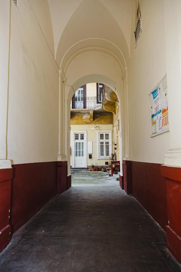 Old Town Apartman Budapest Bagian luar foto