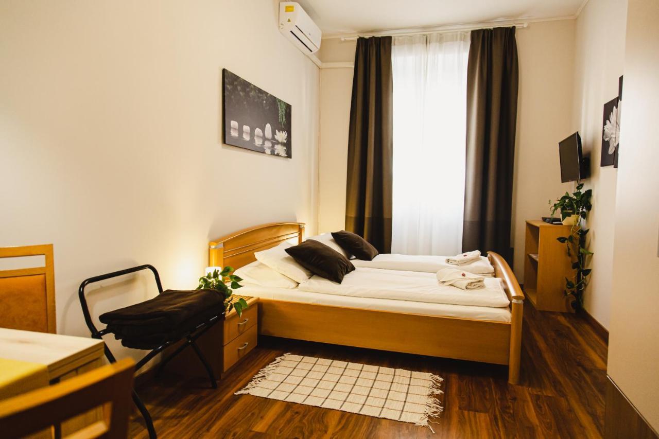 Old Town Apartman Budapest Bagian luar foto
